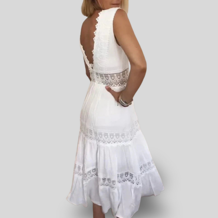 Amelisse | Lace Midi Dress