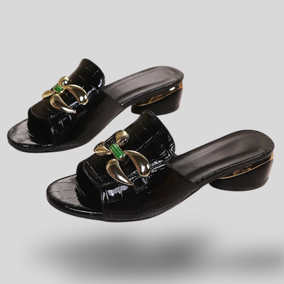 Soraya |  Luxe Slides
