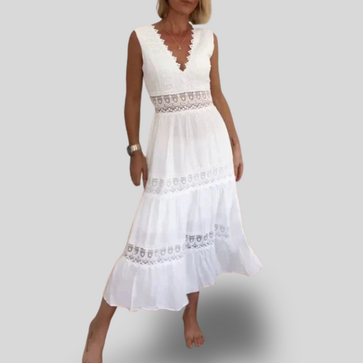 Amelisse | Lace Midi Dress