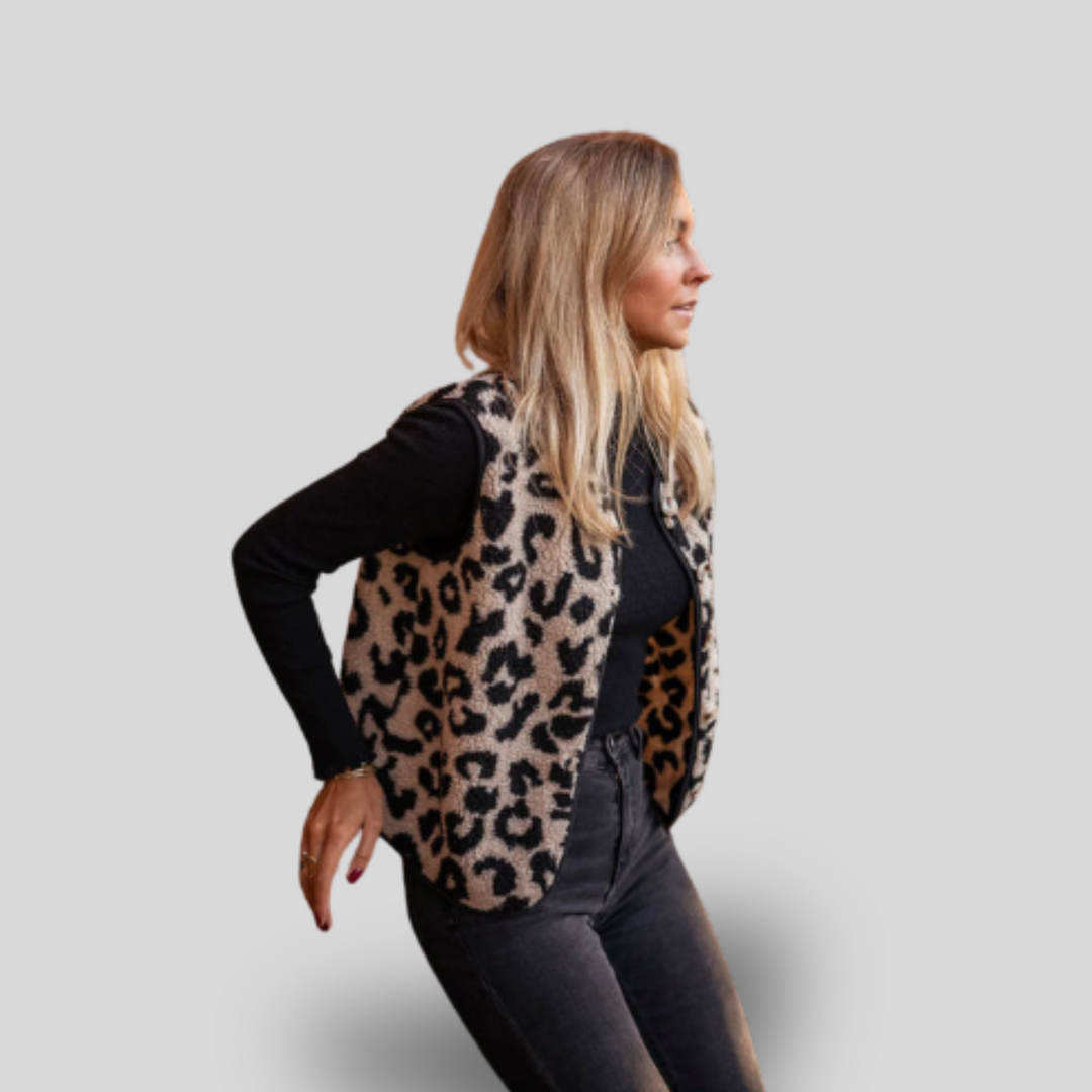 Astrid | Leopard Knit Vest