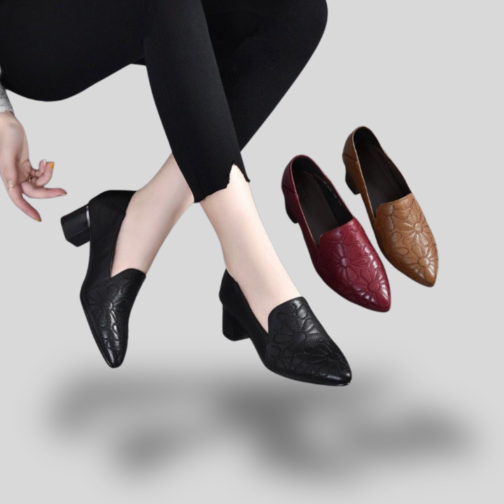 Lina | Textured Leather Low-Heel Pumps