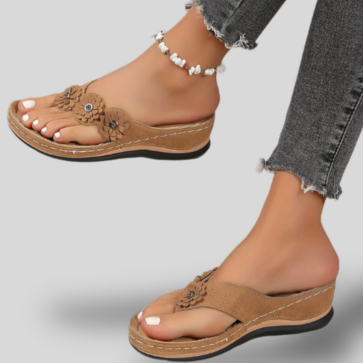 Alia | Orthopedic Sandals