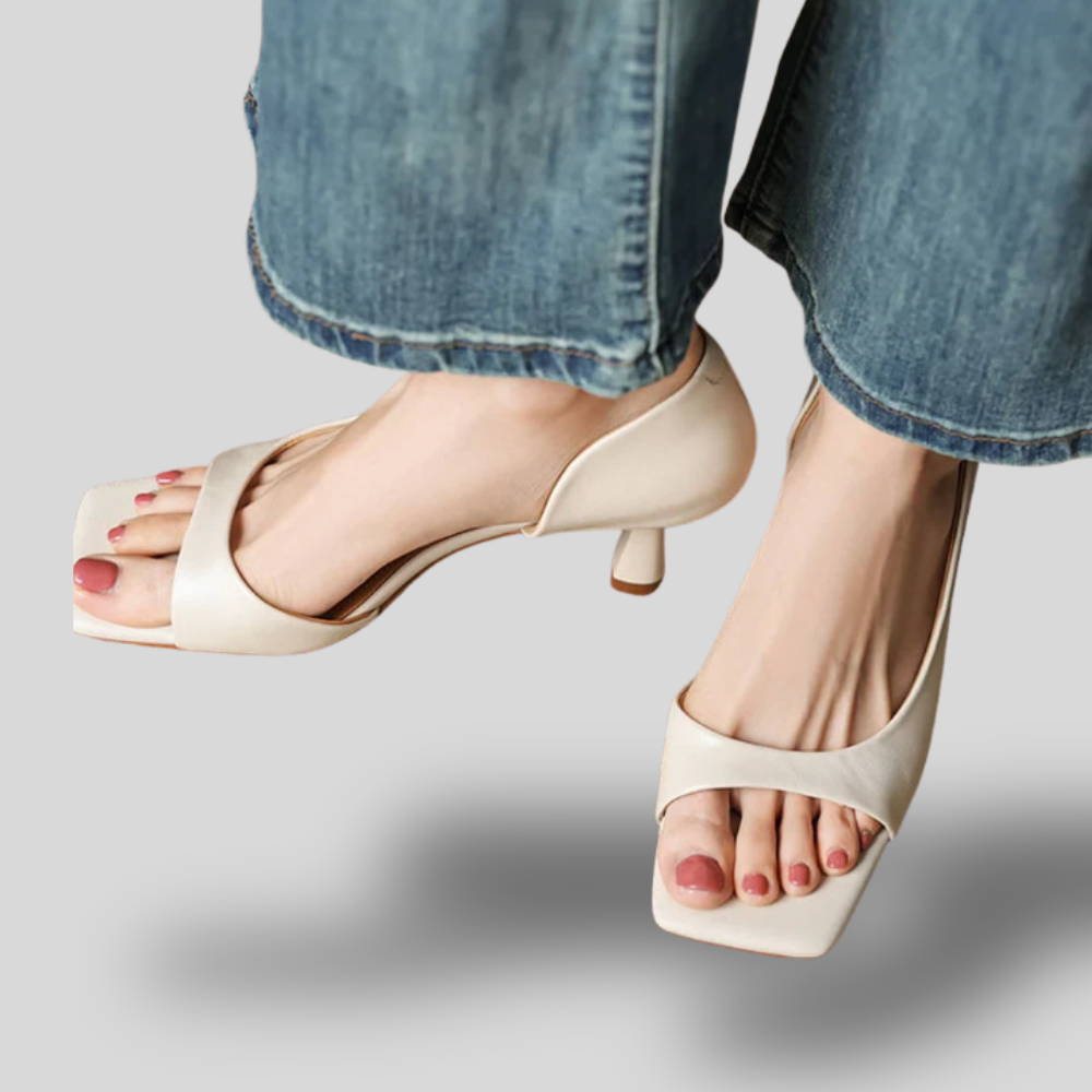 Selene | Square-Toe Kitten Heels