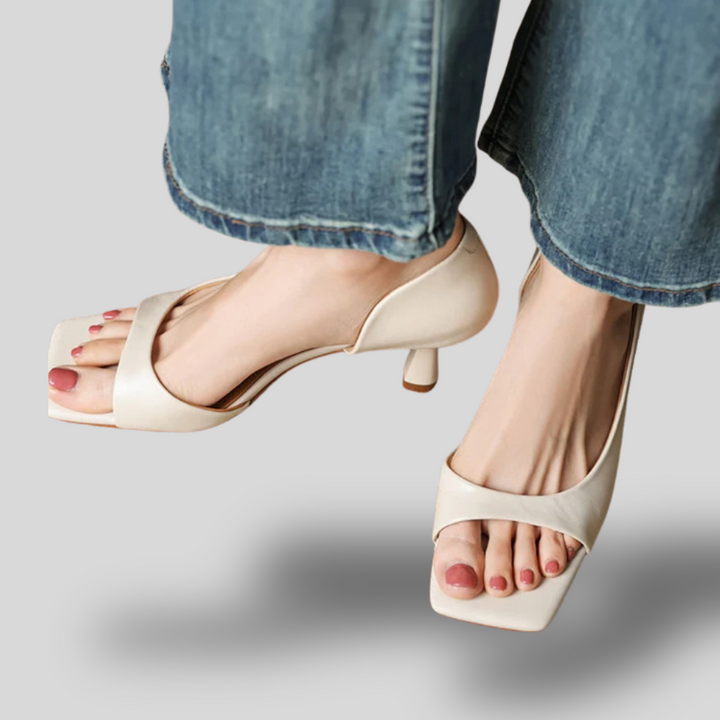 Selene | Square-Toe Kitten Heels