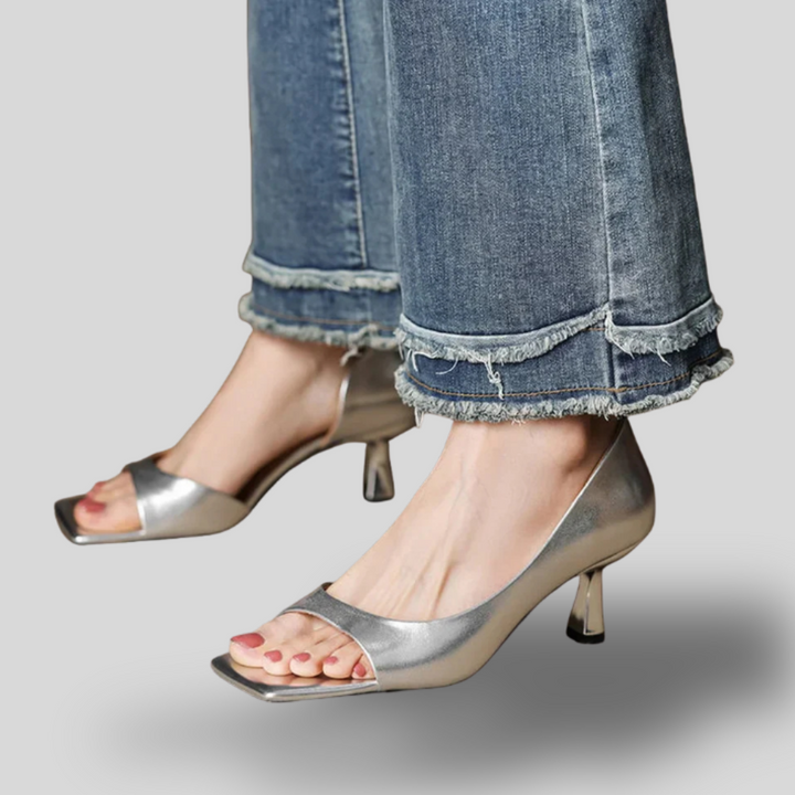 Selene | Square-Toe Kitten Heels