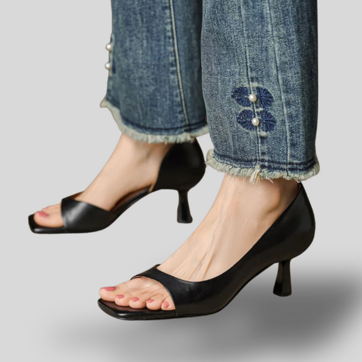 Selene | Square-Toe Kitten Heels
