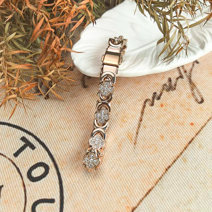 Aureline | Elegant Magnetic Copper Bangle